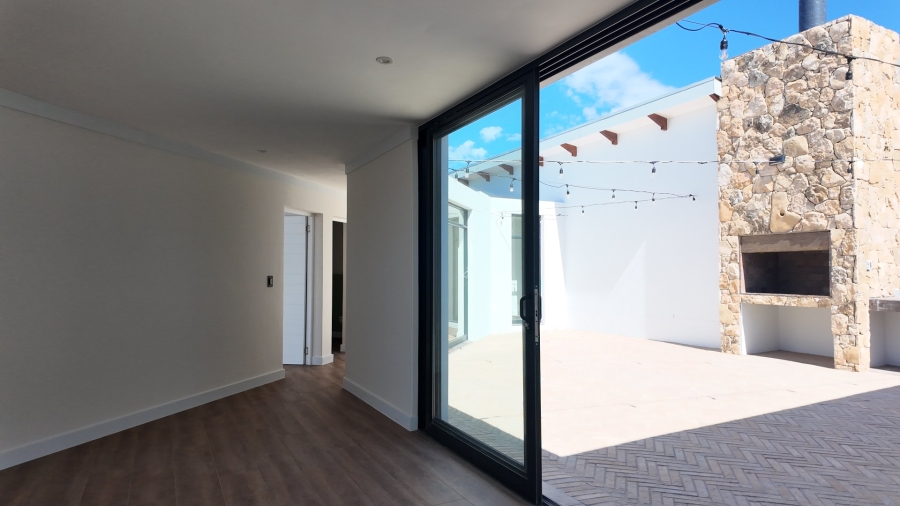 3 Bedroom Property for Sale in Stilbaai Wes Western Cape